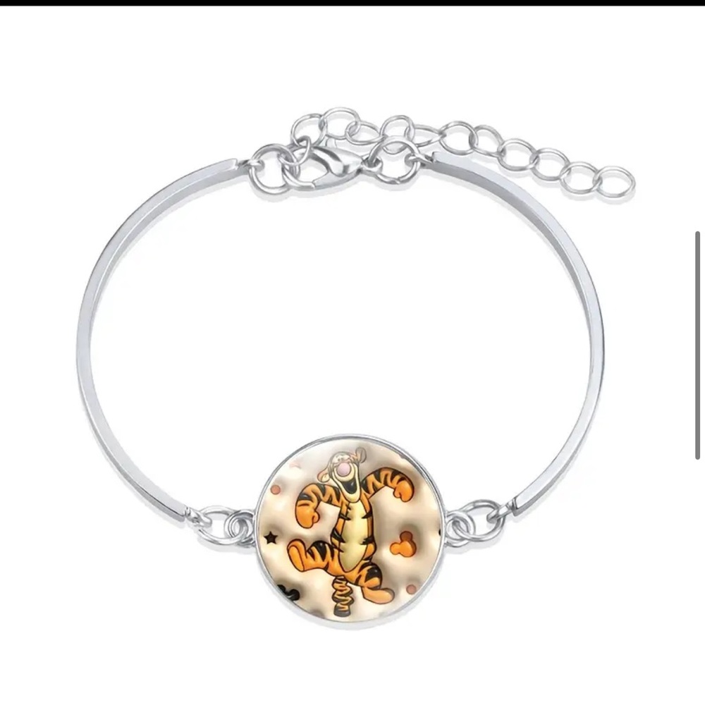 🌟Pick Any 2/$16 Sale Tigger Bracelet
